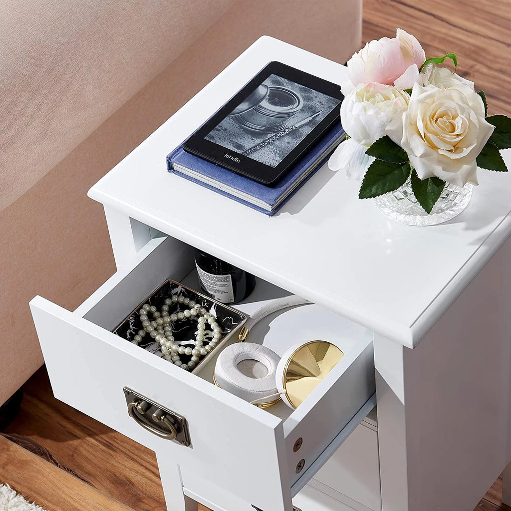 White 3 Drawer Nightstand with Solid Wood Legs C807