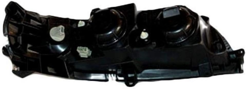Volvo V70 Headlight 2001-2004 Driver Side with Bulbs P384