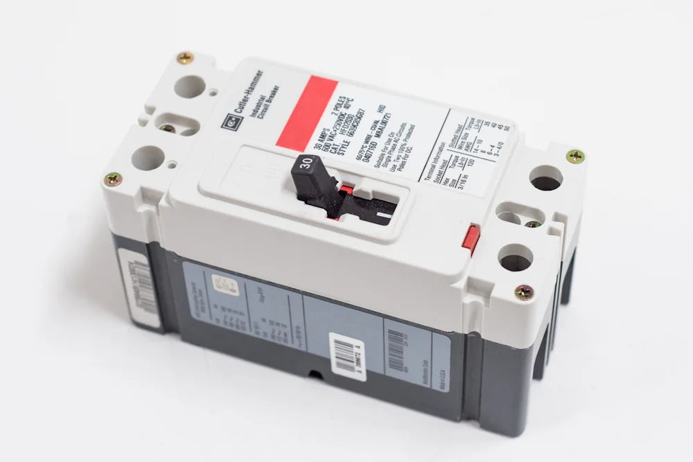 Molded Case Circuit Breaker 2P 10A D1827