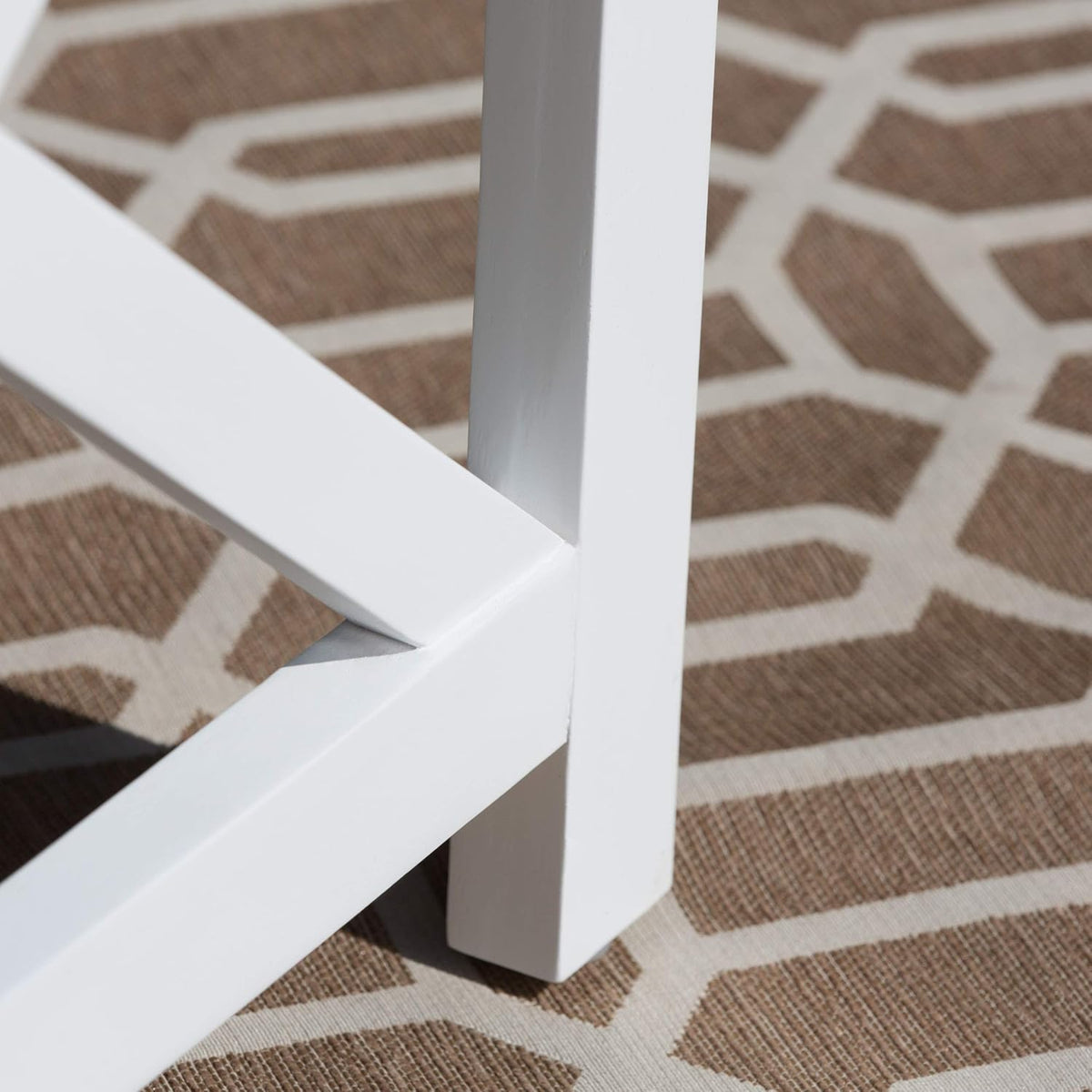 Acacia Wood End Table I99927