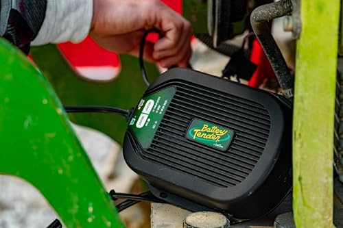 5 AMP Selectable 12V / 24V Battery Charger and Maintainer I8285