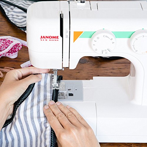 White Sewing Machine with 19 Stitches I805