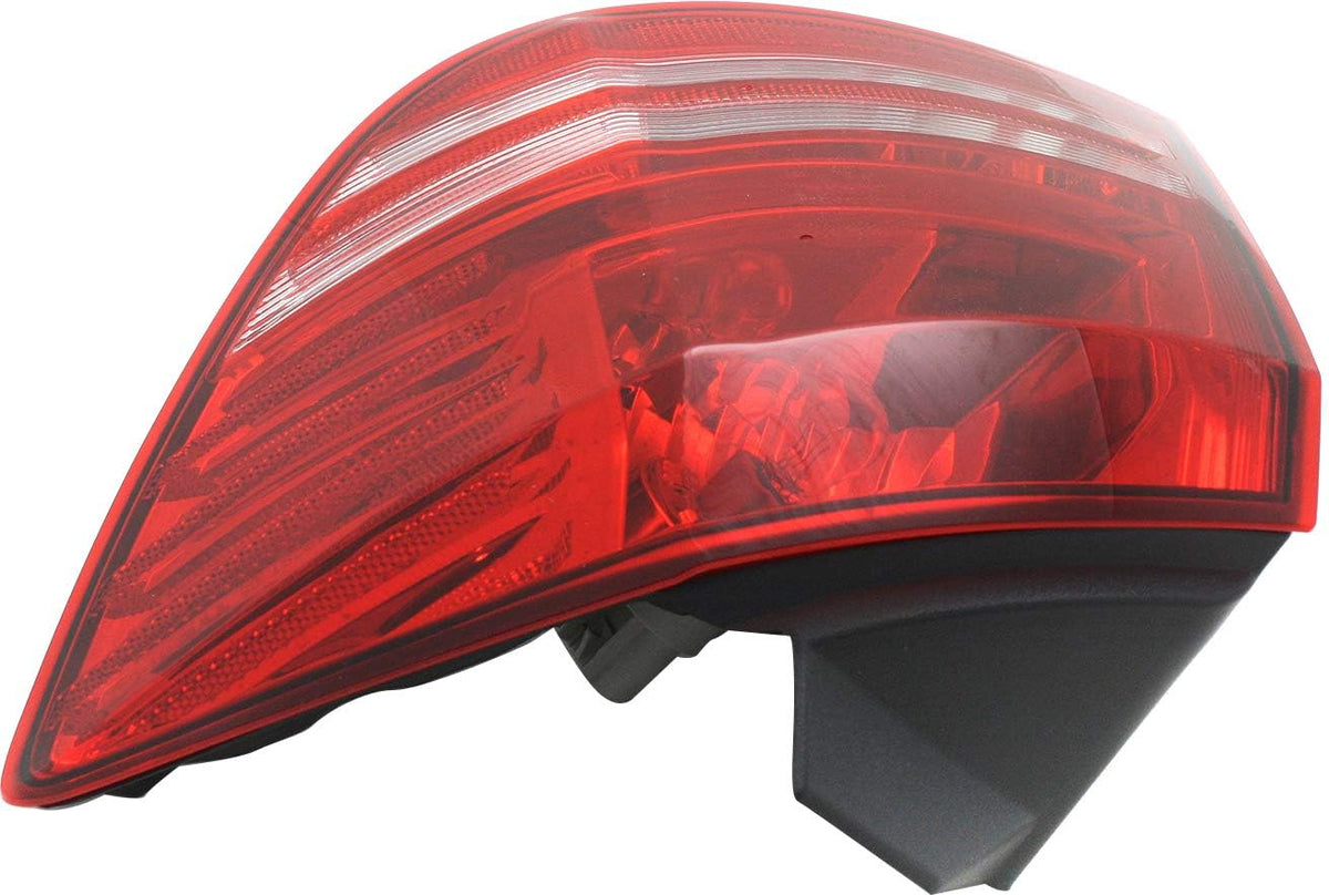 Tail Light RH Outer Assembly Halogen with Turn Signal Light Bulb J6898