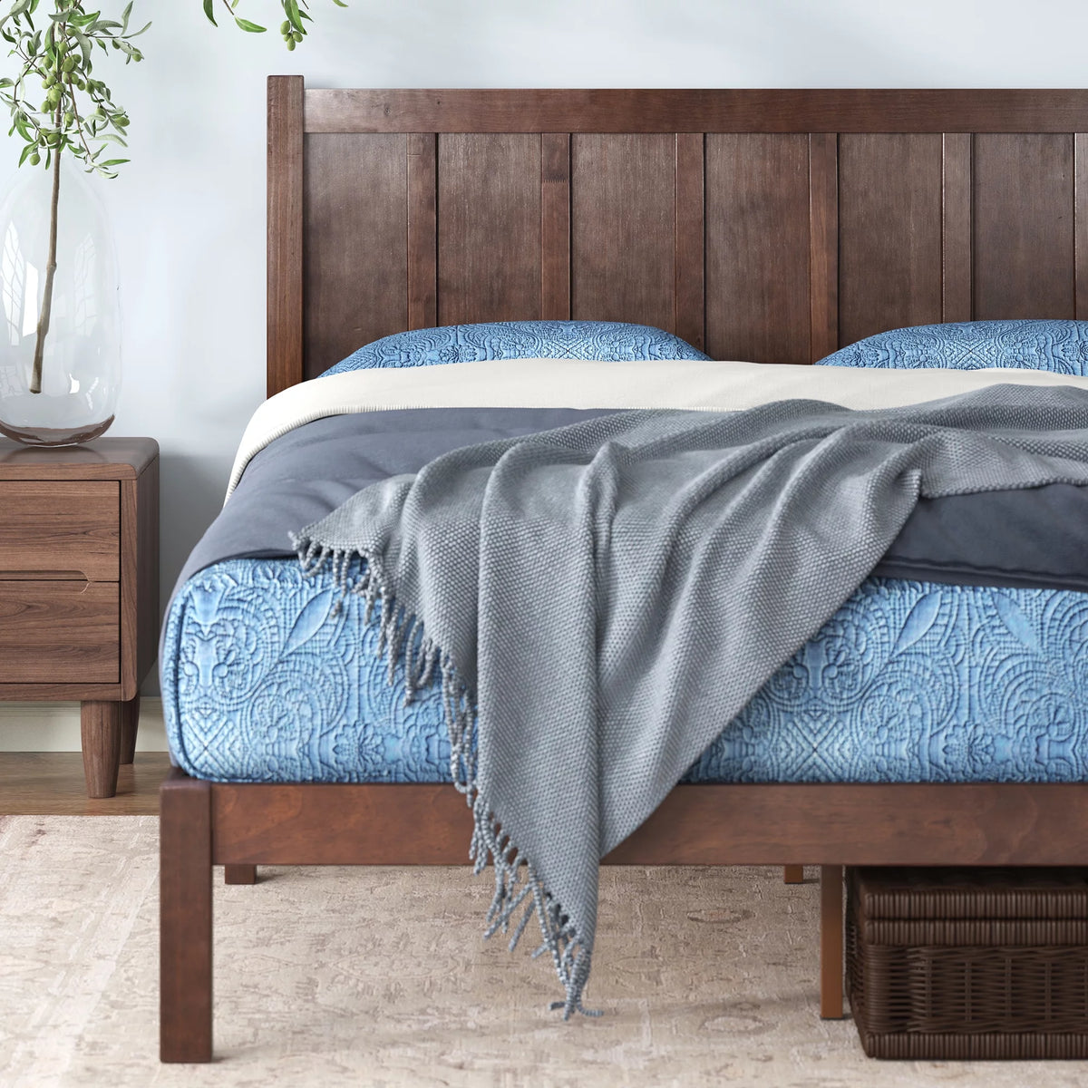 Acacia Wood Platform Bed Frame Twin S97811