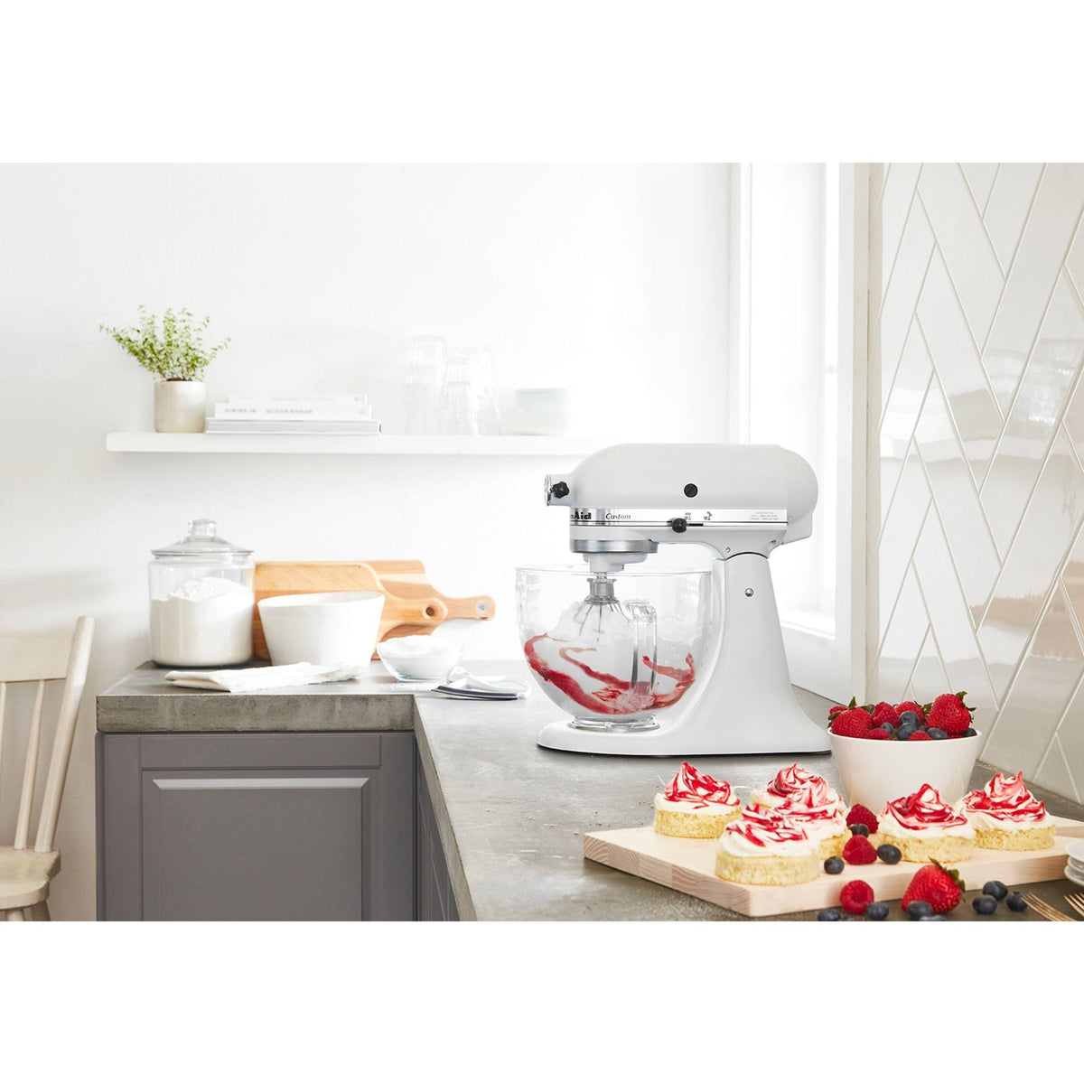 5-Quart Stand Mixer Glass Bowl Matte White K72121